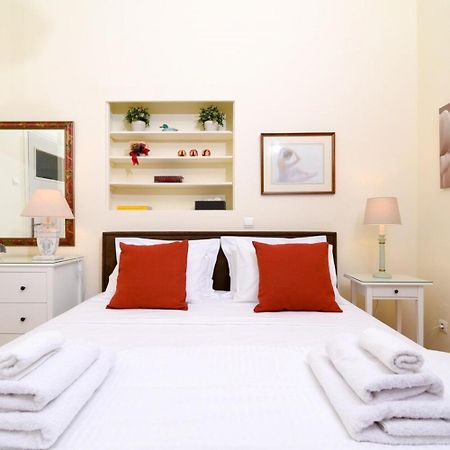 Classy Apartment In The Heart Of Atina Dış mekan fotoğraf